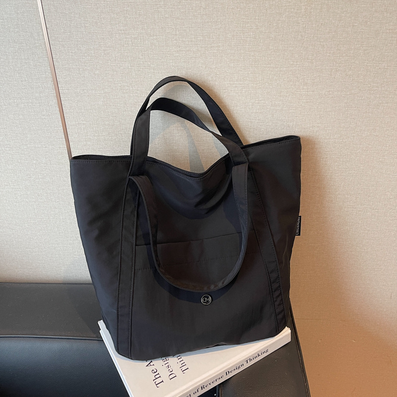 Ženska torba za rame Tote, najlon, gradski stil jednostavnosti, zatvarač, unutarnji džep sa zatvaračem, poliester podstava