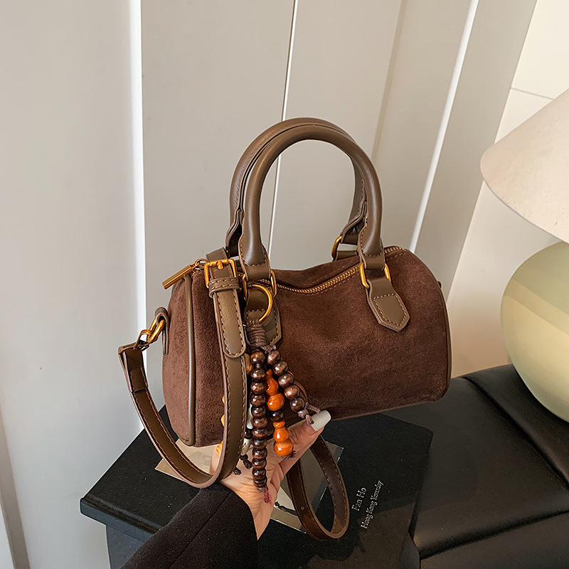 Boston crossbody torba od PU velura, korejskog stila, za žene, jesen 2025, vodoravni kvadratni oblik, zatvaranje na zip, poliester podstava, unutarnji džep sa zatvaračem, jedna naramenica