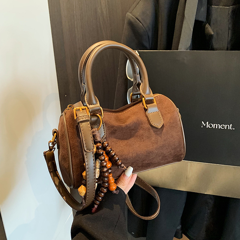 Boston crossbody torba od PU velura, korejskog stila, za žene, jesen 2025, vodoravni kvadratni oblik, zatvaranje na zip, poliester podstava, unutarnji džep sa zatvaračem, jedna naramenica
