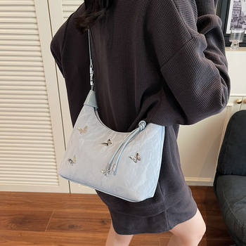 Ženska crossbody torba za jesen 2025 — PU materijal, horizontalni kvadratni oblik, zatvarač, poliesterska podstava, jedna naramenica