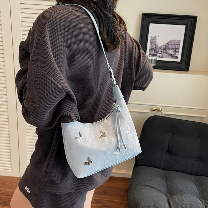Ženska crossbody torba za jesen 2025 — PU materijal, horizontalni kvadratni oblik, zatvarač, poliesterska podstava, jedna naramenica