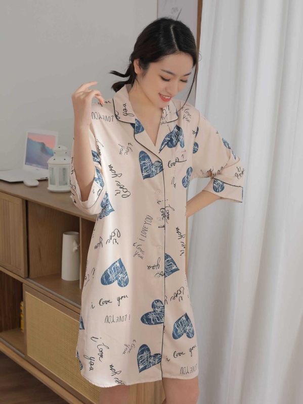 Νυχτικό Ice Silk με γιακά πέτα, καρτούν σχέδιο, μισά μανίκια, λεπτό ύφασμα