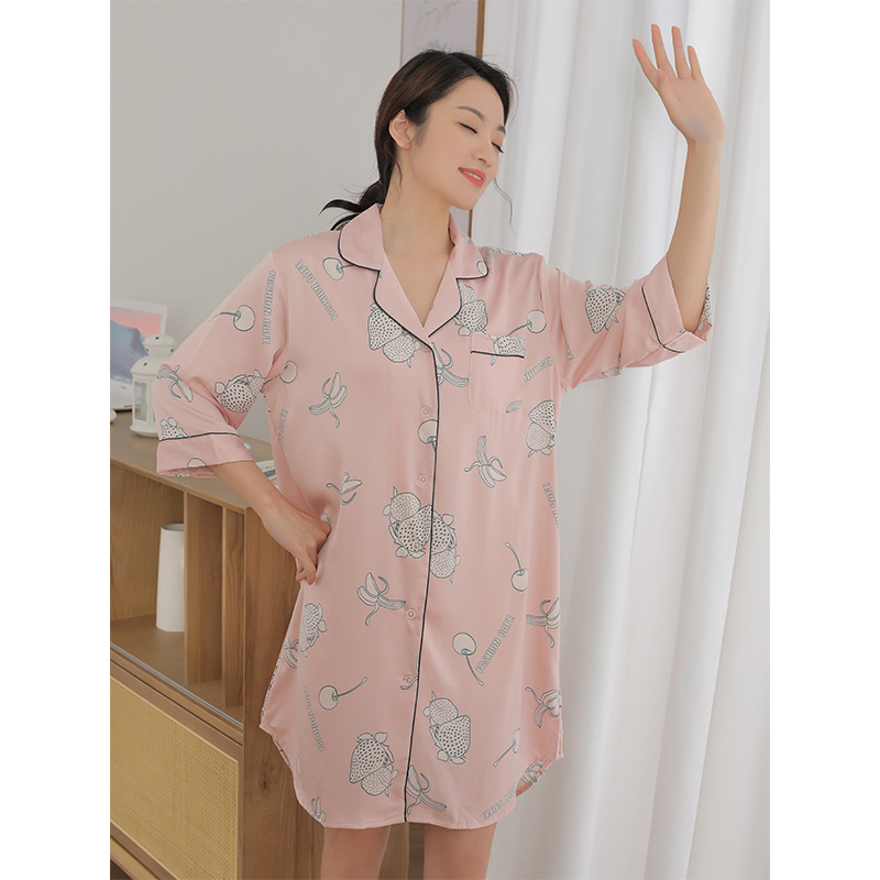 Νυχτικό Ice Silk με γιακά πέτα, καρτούν σχέδιο, μισά μανίκια, λεπτό ύφασμα