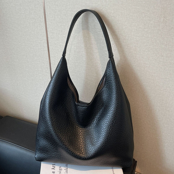 Дамска PU чанта Tote за рамо, голям капацитет; стил: пътуване и ежедневие; форма: хоризонтално квадратна; начин на отваряне: магнитно копче; вътрешен ламиниран джоб с цип