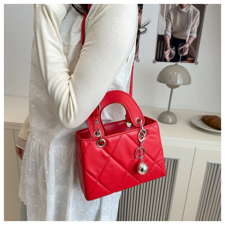 Ženska PU crossbody torba, zatvaranje zatvaračem, najlonska podstava, vodoravni kvadratni oblik, dvostruki remeni