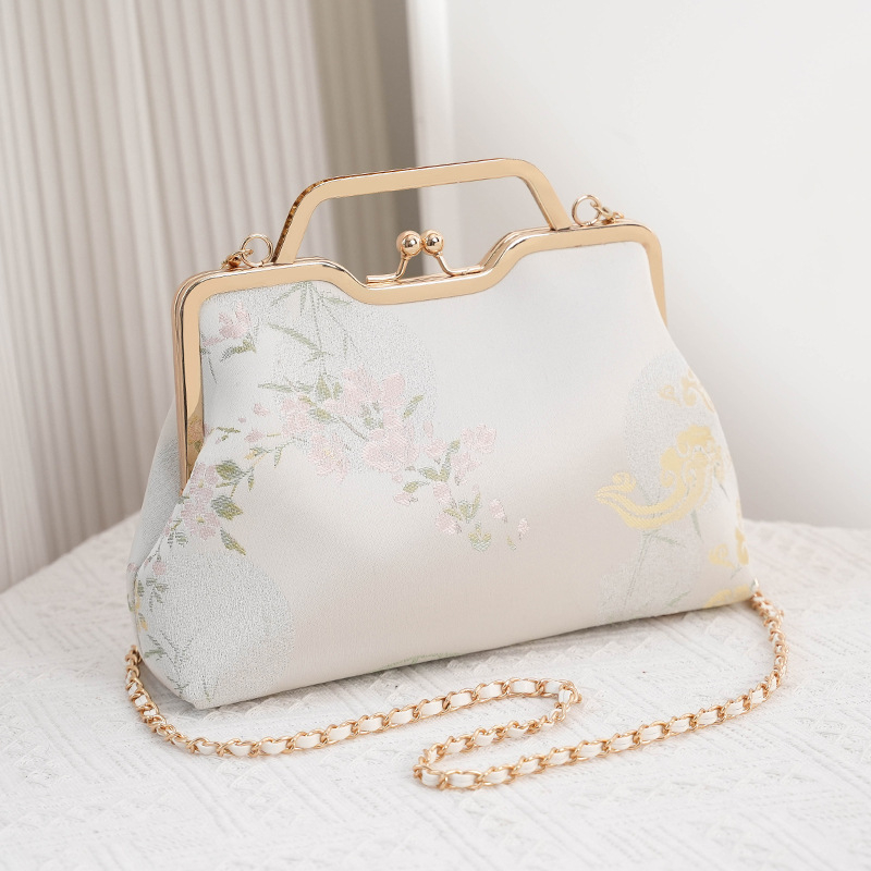 Torba preko ramena u novom nacionalnom stilu, poliester, vodoravni kvadratni oblik, zaključavanje, unutarnji pretinci: pretinac sa zipom i pretinac za telefon, tri naramenice