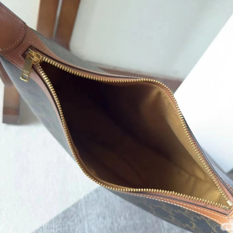 Arc de Triomphe inspirirana hobos torbica preko ramena, PU materijal, vertikalni kvadratni oblik, zatvarač, unutarnji džep s zipom i džep za telefon