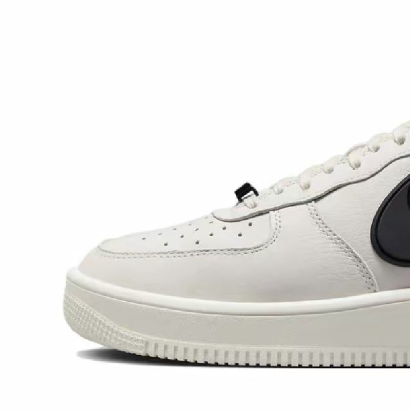 Унисекс обувки с кожена горна част, износоустойчива гумена подметка, повишаваща височина, клиновиден ток