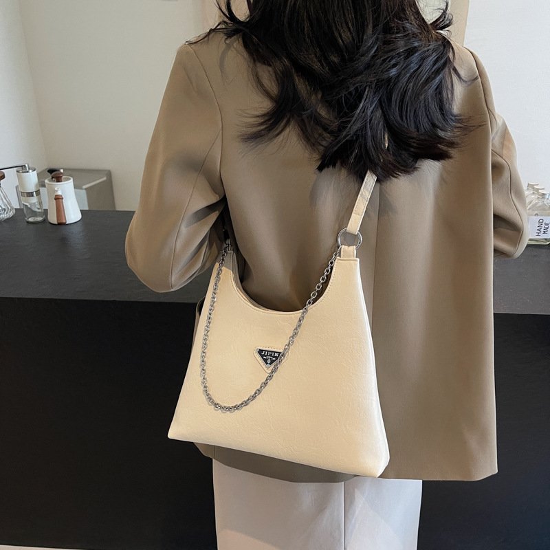 Чанта за рамо Tote PU, градски стил, хоризонтална квадратна форма, ципово затваряне, вътрешен джоб с цип