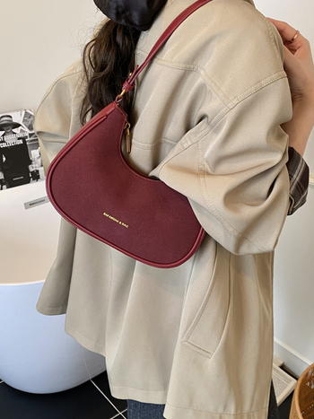 PU kožna saddle torba u obliku polumjeseca, unisex, crossbody remen, jesen 2025