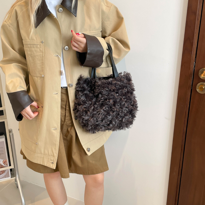 Underarm torba od pliša, zatvarač, džep za telefon, vertikalni kvadratni oblik