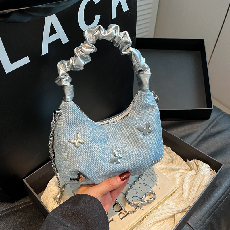 Denim crossbody torba s oblikom dumpling, zatvarač, gradski stil