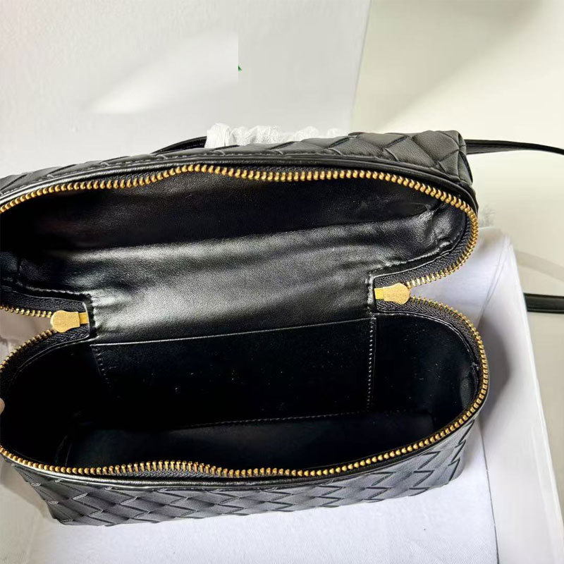Box torba, od kože goveda, ručno tkana tekstura, zatvarač, unutarnji džep za telefon