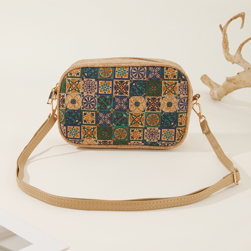 Crossbody torba od plute – svestran stil, zatvarač, podstava od poliestera, zima 2025