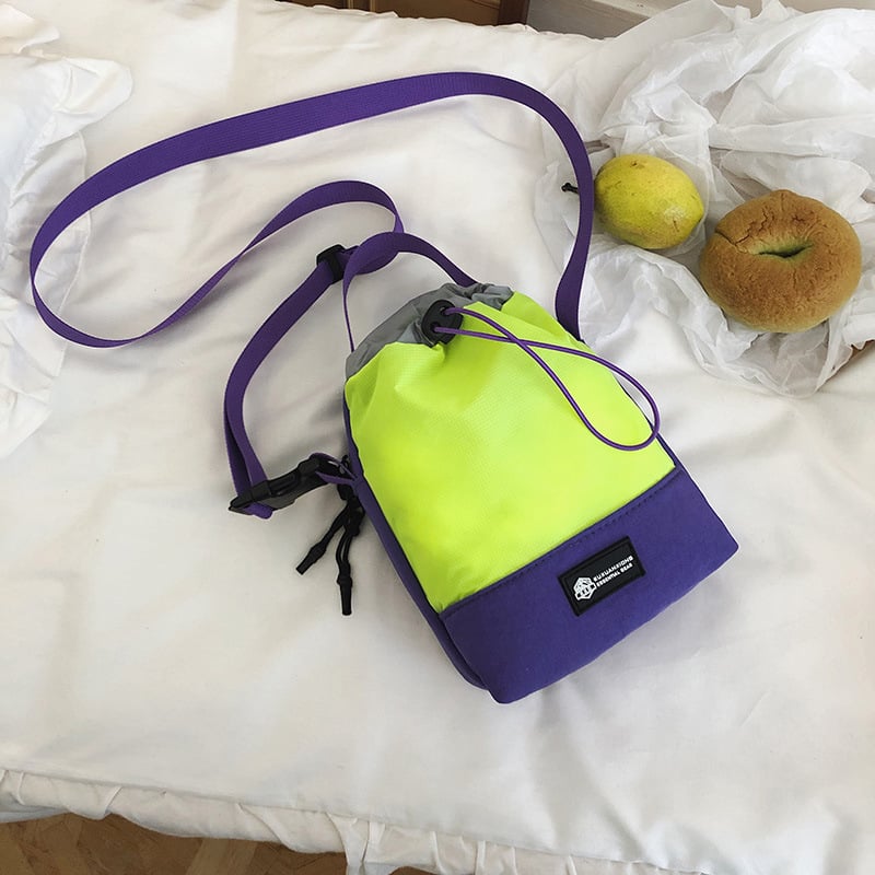 Torba preko ramena za outdoor – stil kanta, najlon, cilindrični oblik, zatvaranje špagom, podstava poliester