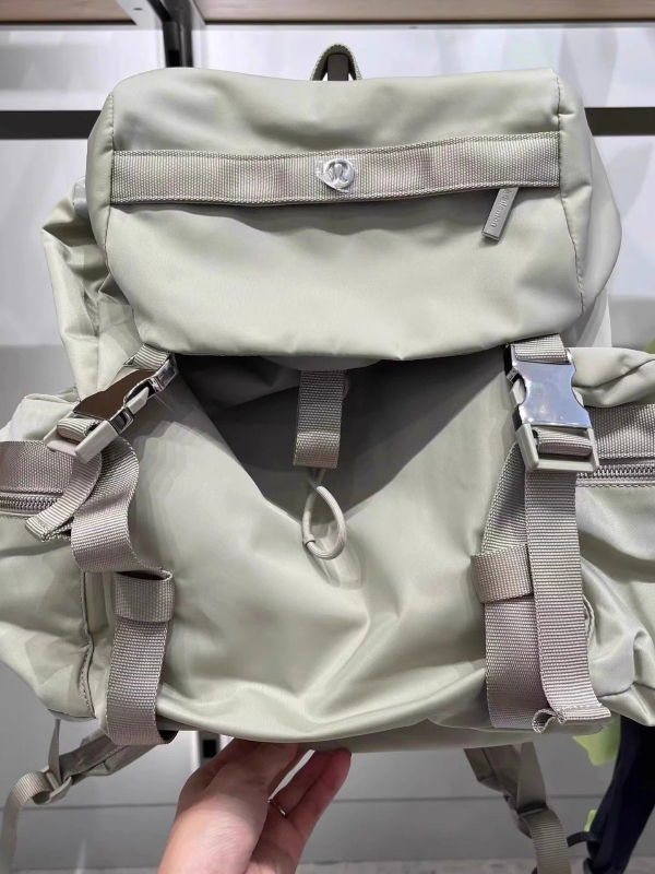 Unisex ruksak za putovanje i fitness, vodootporan Oxford materijal (14L zapremina; pretinac za prijenosno računalo; zakrivljene naramenice)