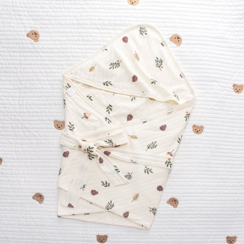 Dvostruko slojevita zavojnica za novorođenčad, 100% pamuk tkanina, punjenje od 100% pamuka, INS-stil, nježan dizajn mede, jesen-zima
