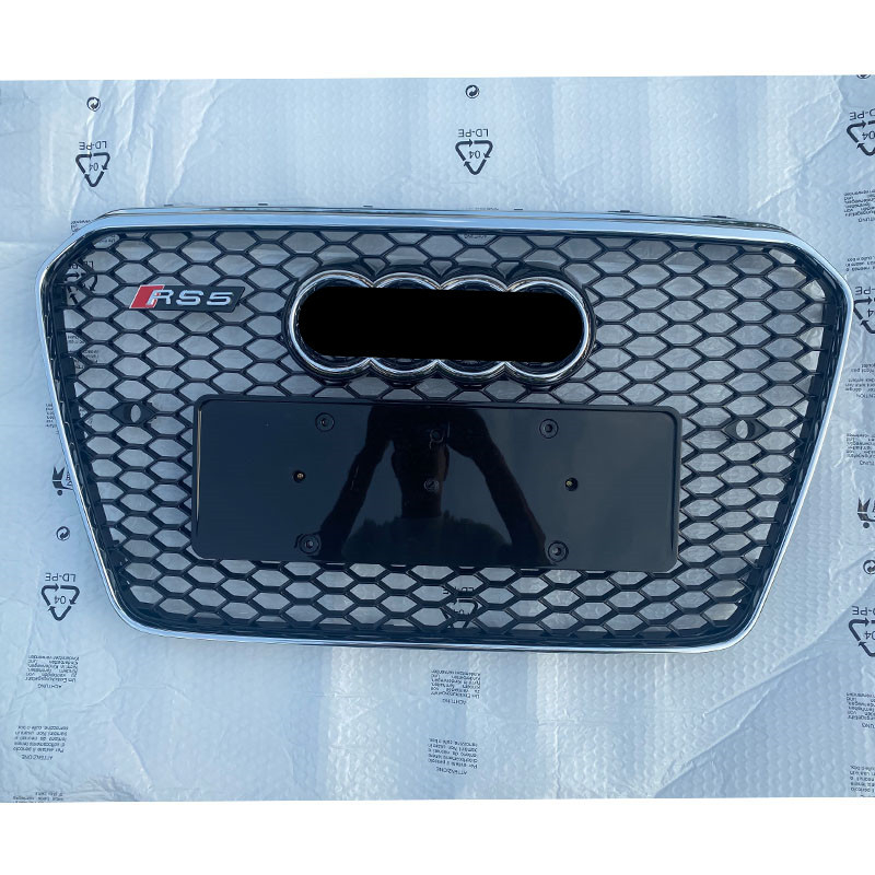 Audi A5/S5 RS5 honeycomb rešetka, ABS plast, montaža na branik, kompatibilno s modelima 2012–2016, težina 3 kg