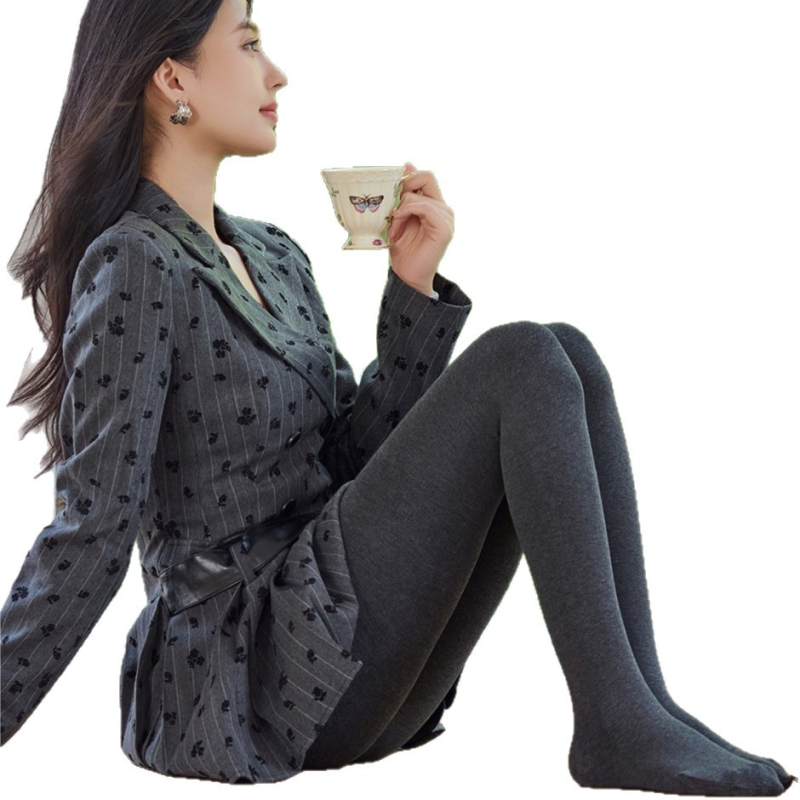 Colanți modelatori din bumbac pentru toamnă–iarnă (70–80% bumbac), talie înaltă, cu picioare, grosime medie