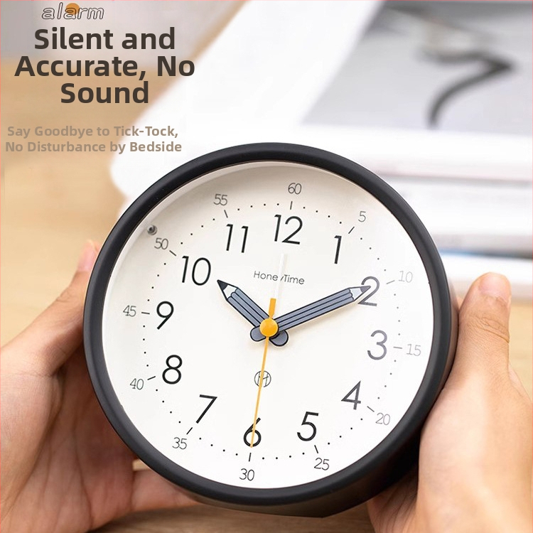 Настолен будилник с аналогов дисплей, плавно движение на секундната стрелка, батерийно захранване и аларма