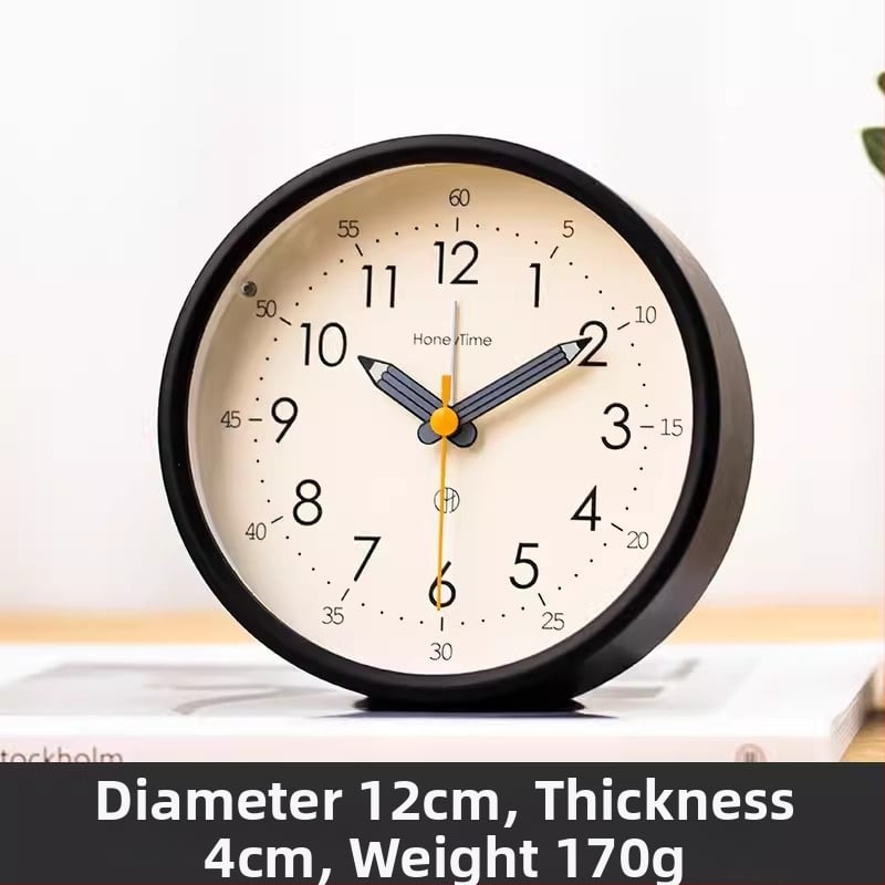 Настолен будилник с аналогов дисплей, плавно движение на секундната стрелка, батерийно захранване и аларма
