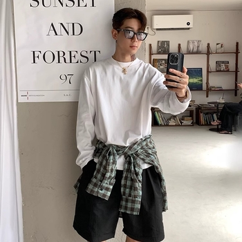 Ανδρικό μακρυμάνικο T‑shirt από μίγμα βαμβακιού και λινού, χαλαρή γραμμή, στρογγυλή λαιμόκοψη, εκτύπωση με γράμματα, περιεκτικότητα λινού έως 30%