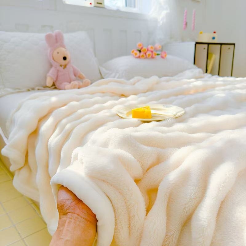 Κουβέρτα ανάπαυσης — χνουδωτή γούνα κουνελιού, κοραλλί φλίς, πολυεστέρας, 1000–1500 g, με δυνατότητα προσαρμογής