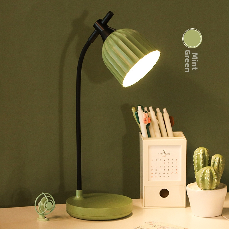 Stolna LED lampa s dodirnim upravljanjem, USB napajanje, LED sa promjenjivom svjetlinom, plastično sjenilo, CRI 80–89