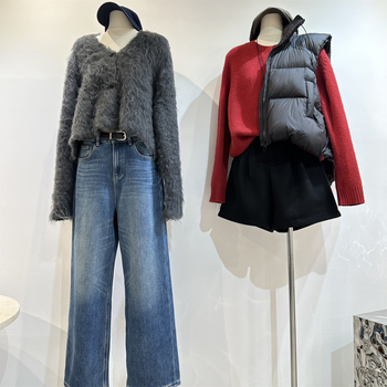 Дънки с висока талия и широки крачоли, подплатени с флийс, измит деним