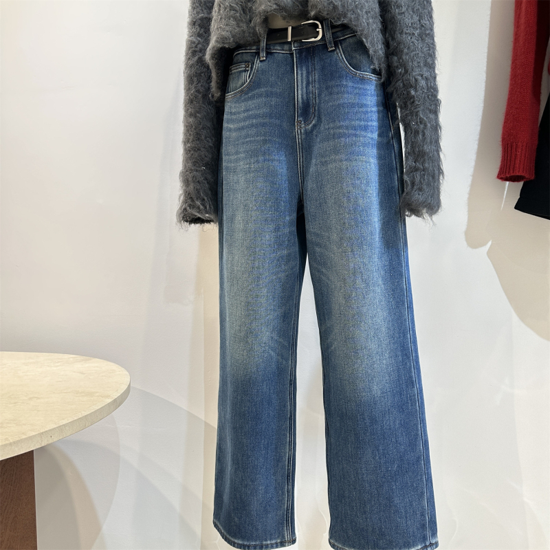 Дънки с висока талия и широки крачоли, подплатени с флийс, измит деним