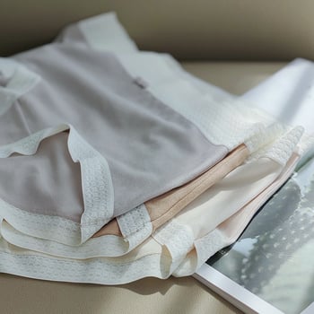 Γυναικείες σλιπ μεσαίας μέσης, διαπνέον ύφασμα, μονόχρωμο σχέδιο, επένδυση καβάλου 100% βαμβάκι, ύφασμα από ίνες αναγεννημένης κυτταρίνης