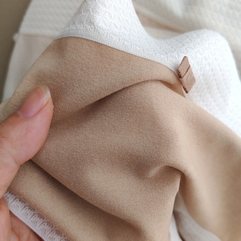 Γυναικείες σλιπ μεσαίας μέσης, διαπνέον ύφασμα, μονόχρωμο σχέδιο, επένδυση καβάλου 100% βαμβάκι, ύφασμα από ίνες αναγεννημένης κυτταρίνης