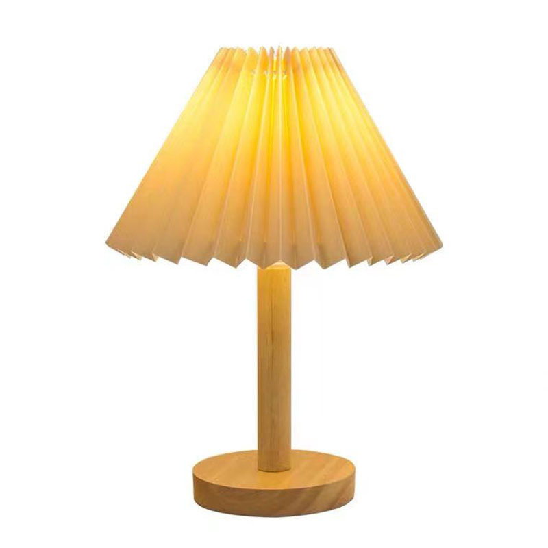 Stolna LED lampa s abažurom od bambusa, prekidač na tipku, napajanje iz utičnice, noćno svjetlo