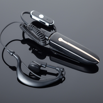 Profesionalni ručni radio, 16 kanala, UHF 400–480, RF izlazna snaga 0.5W, teoretski domet 0.5–3, napajanje 3.7V