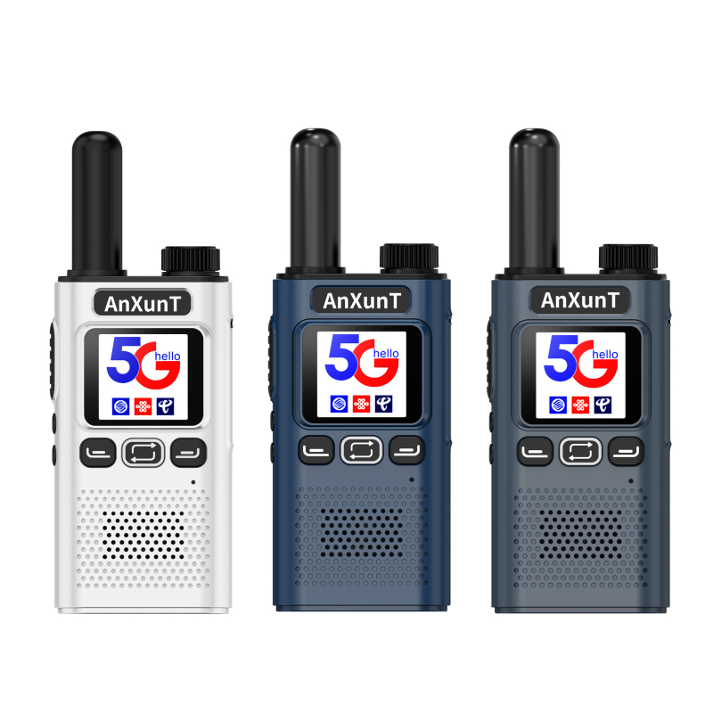 Anxuntong Walkie-Talkie kijelzővel, >50 km hatótávolság, 4000mAh Li-ion akkumulátor, interferencia elleni védelem