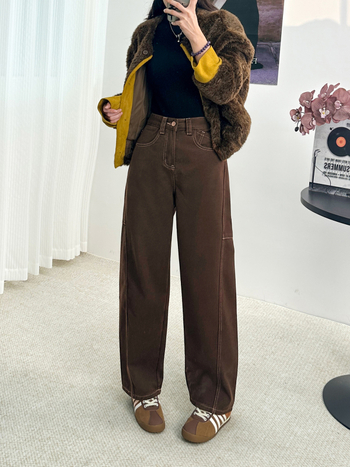 Pamukasto-elastične traperice, klinasti kroj, visok pas, flis podstava, mješavina polyester-Lyocell 30–50%