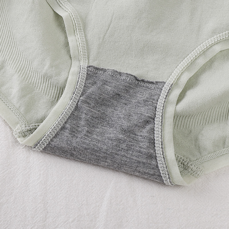 Nylon középmagasságú seamless lélegző női alsónemű, viszkóz bélésű