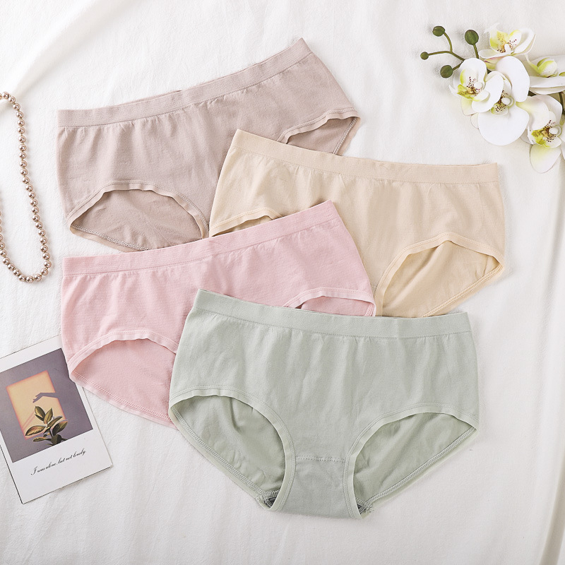 Nylon középmagasságú seamless lélegző női alsónemű, viszkóz bélésű
