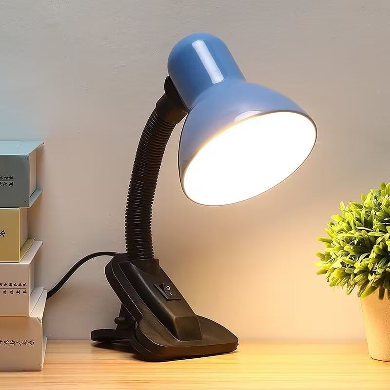 Stolna lampa s metalnim sjenilom, CRI 80–89, prekidač na tipku, napajanje iz utičnice 220V, noćna svjetiljka