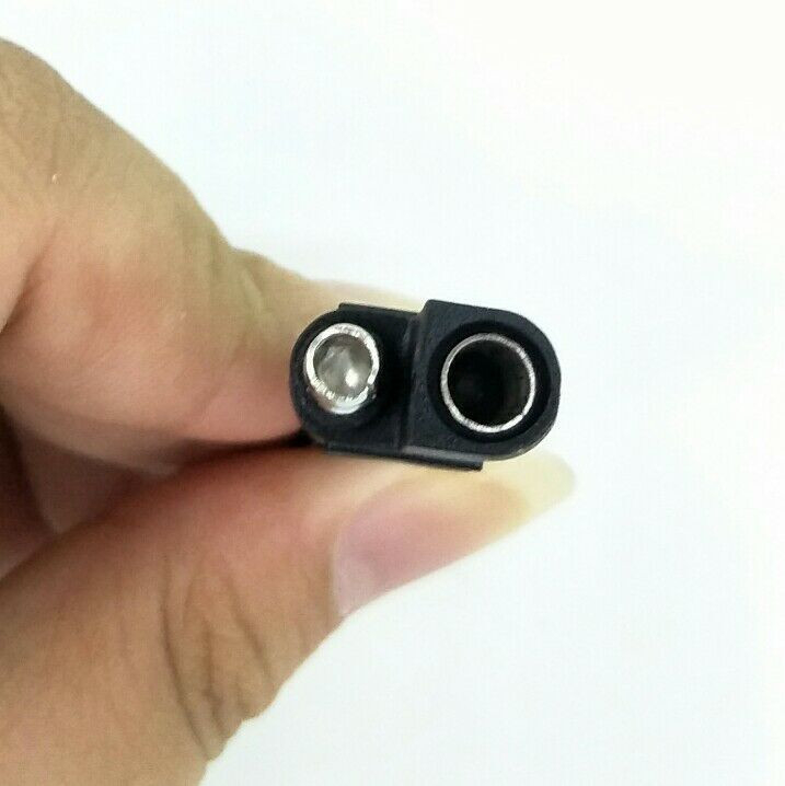Napajajući kabel za automobilsku radiostanicu 12V, model 1.5GM, zaštita od smetnji (anti-interferencija), bez baterije, domet 1,5–3 km