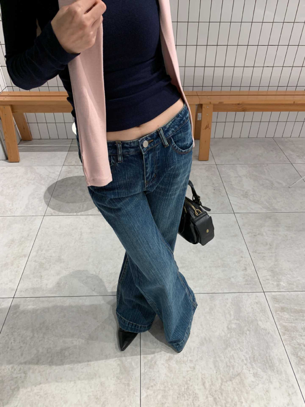 Ženske bootcut traperice - retro američki ulični stil, denim, 70–80% pamuka, niska do srednje visine struka, jesen 2025