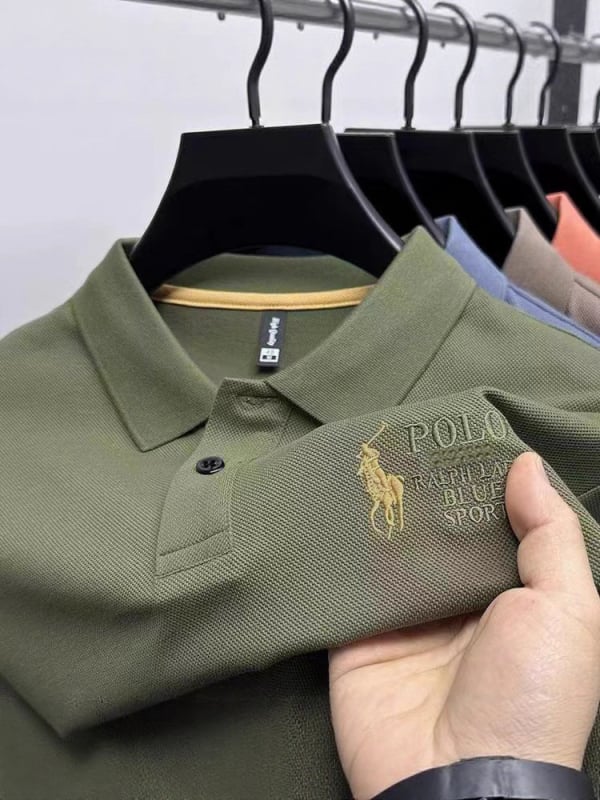 Póló, rövid ujjú, laza szabás, hímzett betűs mintázat, poliészter anyag