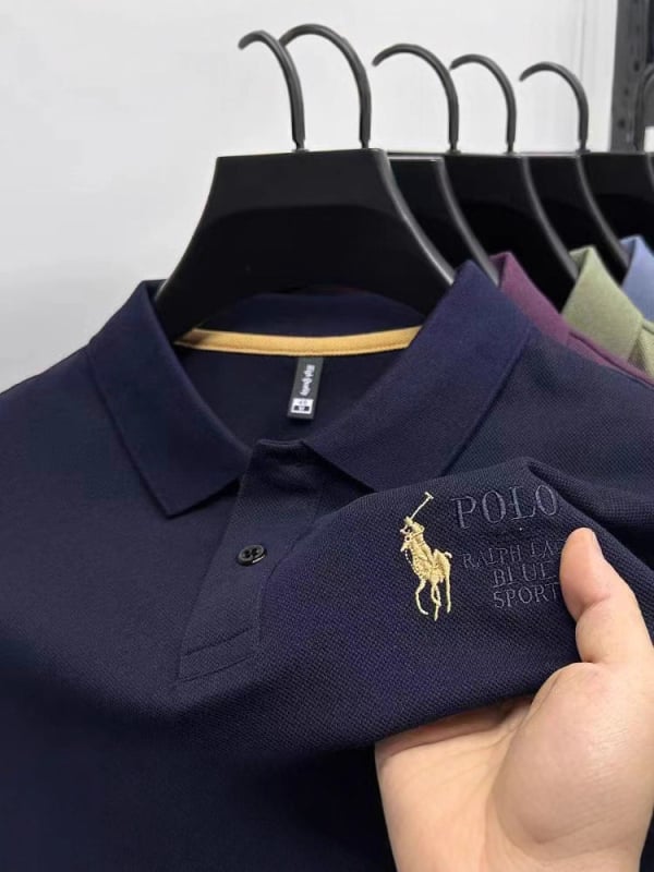 Póló, rövid ujjú, laza szabás, hímzett betűs mintázat, poliészter anyag