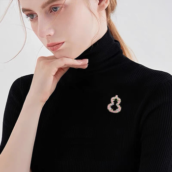 Брошка от мед с диамантено инкрустиране, корейски стил, зимна колекция 2025