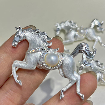 Potrebne su mi pojašnjenja kako bih osigurao kvalitetne naslove na svih 10 jezika.