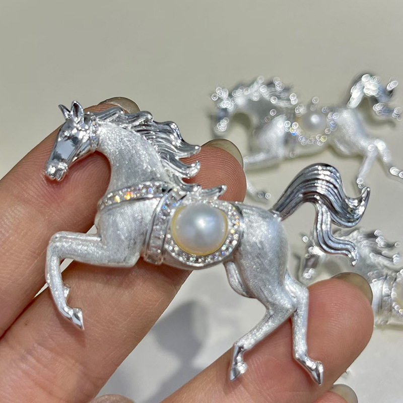 Potrebne su mi pojašnjenja kako bih osigurao kvalitetne naslove na svih 10 jezika.