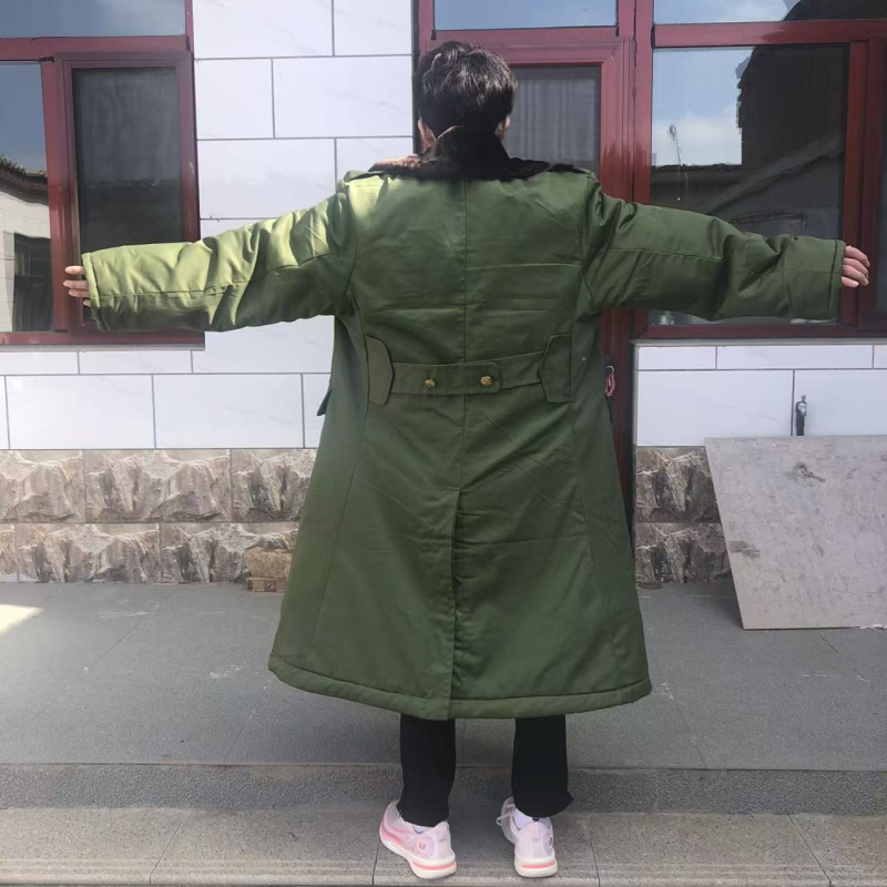 Muški zimski kaput od vune i pamuka, slobodan kroj, zatvarač, okrugli ovratnik, džepovi s patch džepovima, šiljasti rub