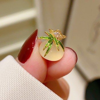 Медна щипка за яка с мотив листа – женски китайски стил, диамантена полировка