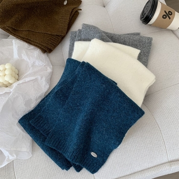 Зимен шал, права тъкан, рециклиран полиестер, държи топло, издание: Зима 2025