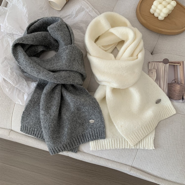 Зимен шал, права тъкан, рециклиран полиестер, държи топло, издание: Зима 2025